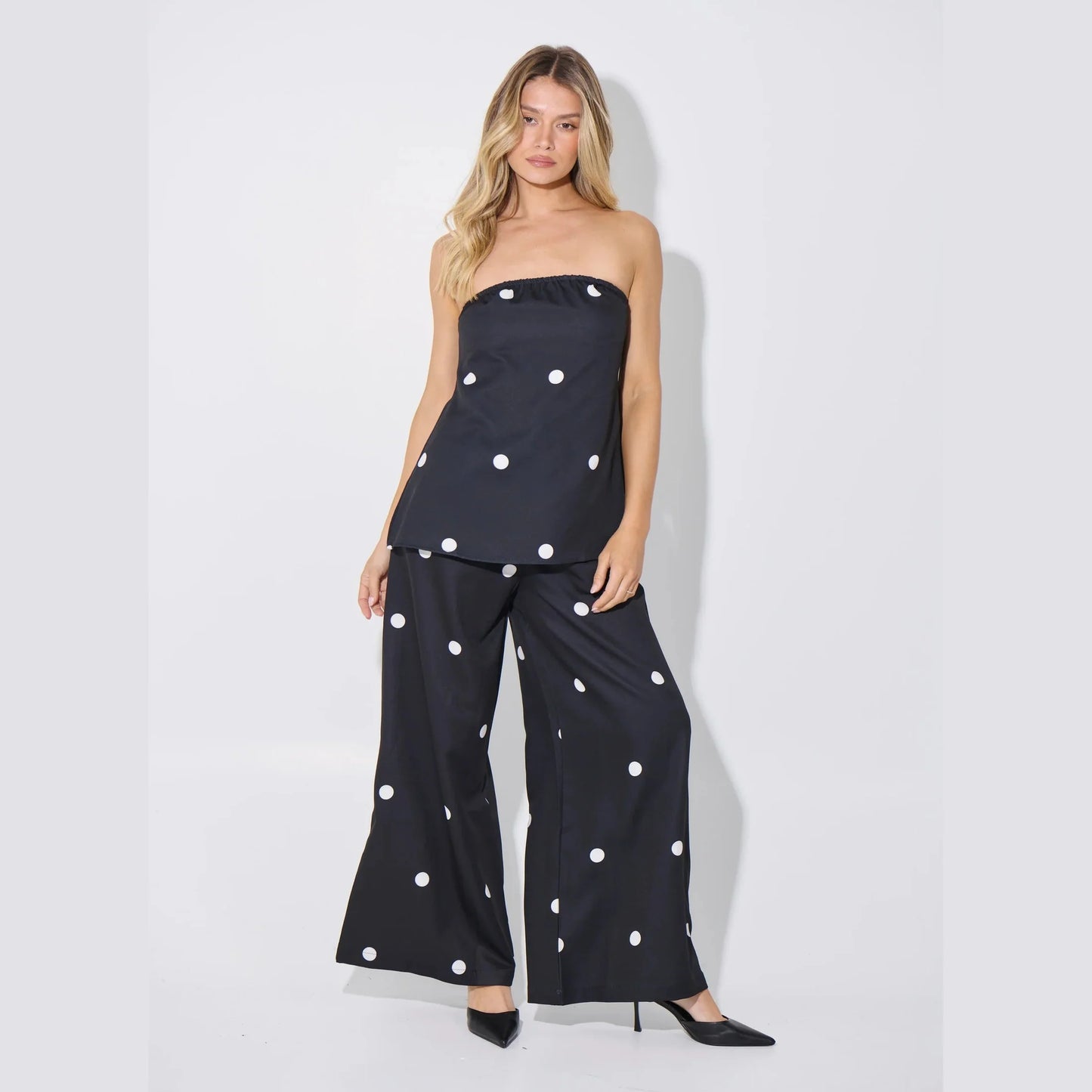 conjunto elvira - elegancia con un toque divertido