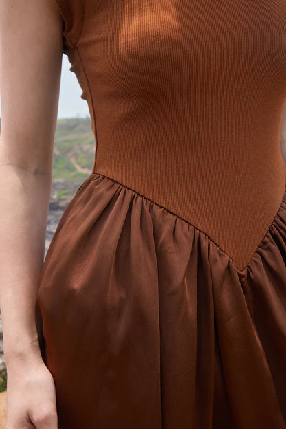 vestido clementina - combina elegancia y sencillez