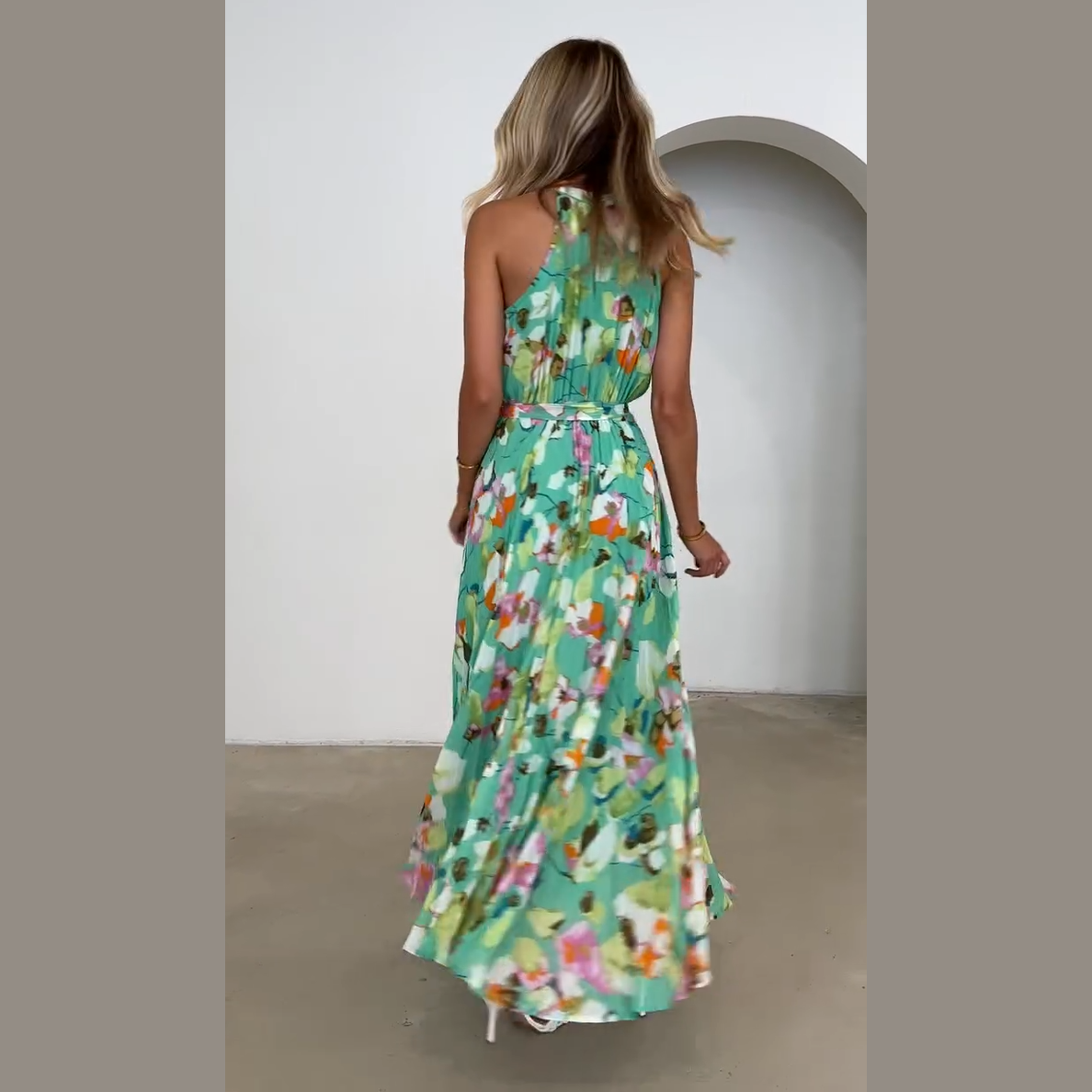 vestido anastacia - transforma cualquier momento en algo especial